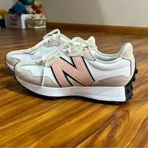 New Balance Women's Sneakers